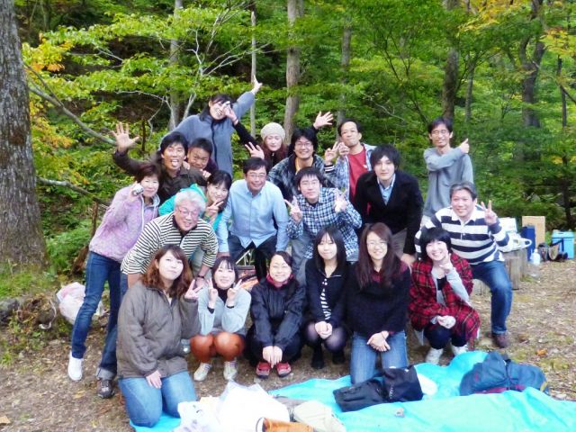 いも煮会で団員の親睦を深めました