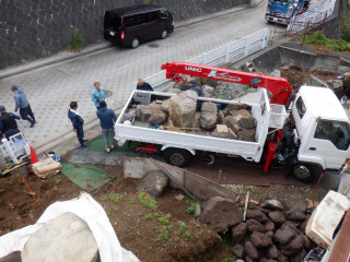 舞岡の庭：石積み講習会