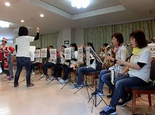 11月29日(木)　介護老人保健施設舞子台出動♪