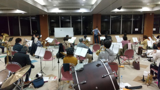 練習（明石勤労福祉会館多目的ホール）