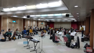 練習（明石勤労福祉会館多目的ホール）
