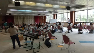 練習（明石勤労福祉会館多目的ホール）