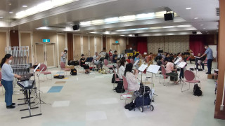 練習（明石勤労福祉会館多目的ホール）