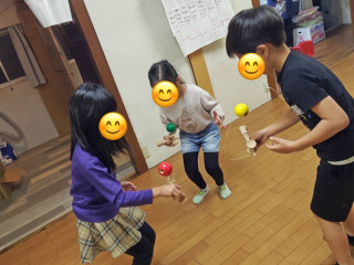 新しい班の話し合い