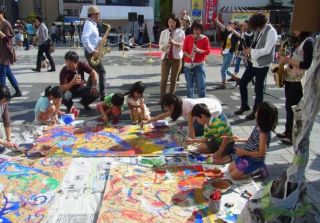 「アートで変身！“まち”や“人”」イベント終了しました。