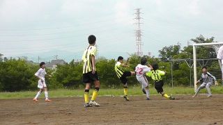 早実中と交流試合(河川敷)