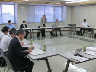 【記事掲載】県内8工場を査察～生コン監査会議が第1回会合（西日本建設新聞）
