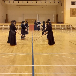 礼に始まり、礼に終わる