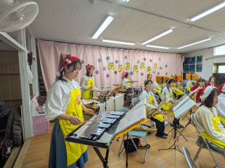 さくらアート幼稚園訪問演奏