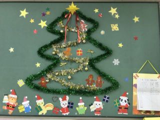 整理活動(クリスマスの装飾)