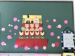 整理活動(ひな祭りの装飾)