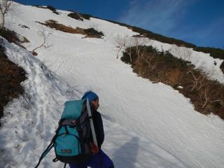 5/2～5/4春山合宿・赤岩尾根から鹿島槍ケ岳ピストン（その２）