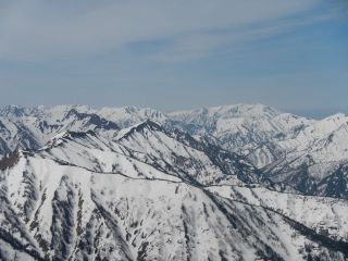 5/2～5/4春山合宿・赤岩尾根から鹿島槍ケ岳ピストン（その４）