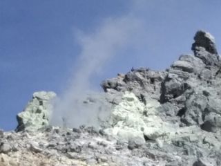 晩秋の焼岳、前穂高岳登山写真