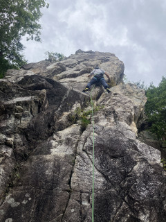 北小松の岩場フリーと獅子岩マルチピッチクライミング