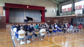 青少対「島筒英夫さんピアノコンサート」