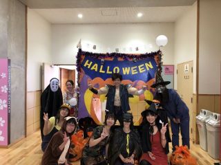 ハロウィン仮装キック