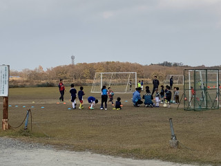 サッカー体験教室開催中