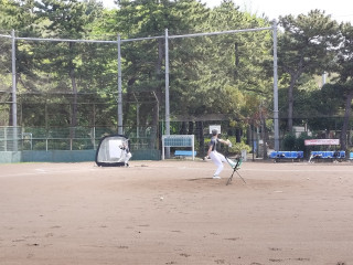 グランド練習の専属捕手