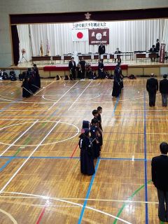 権堂親善少年剣道大会に参加しました。