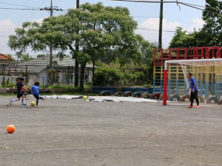西が岡小学校にて練習