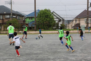 西が岡小学校にて練習