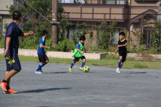 西が岡小学校にて練習