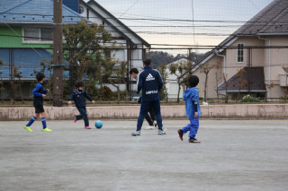 西が岡小学校にて練習