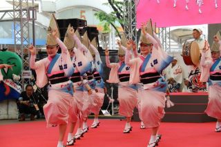 阿波踊り２