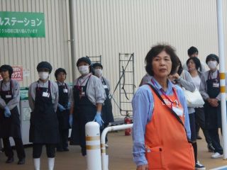 臨時ニュース　イオン平群店で火災発生　ｐ2