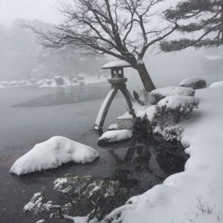 雪の兼六園