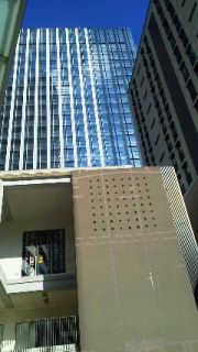 堂島リバーフォーラム・バラ園