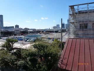 解体中の築地市場