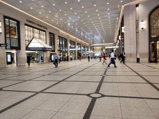 大阪駅周辺にて