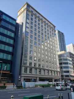 堂島、桜橋にて