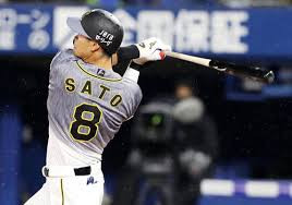 佐藤の特大ホームラン