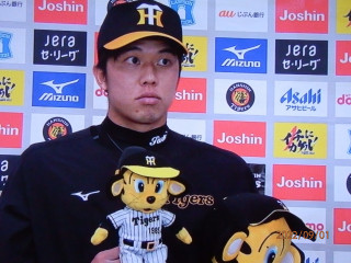 カープに3連勝　　　出舞