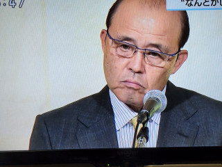 岡田監督記者会見　　　　出舞