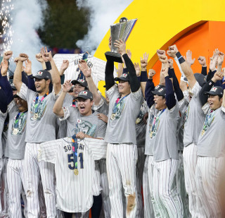 侍ジャパン　世界一奪還　　　出舞