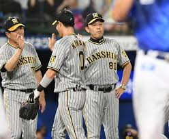 ハマスタ連敗ストップ　　出舞