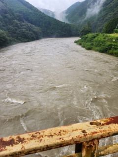 台風通過　　　　出舞