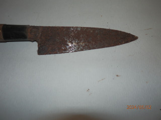 出刃包丁の錆び落し　　出舞