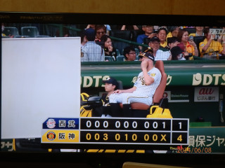 ビーズリー完投3勝目　　　出舞