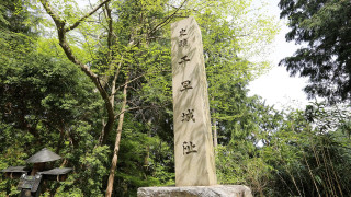 千早城　と　大楠公　　出舞