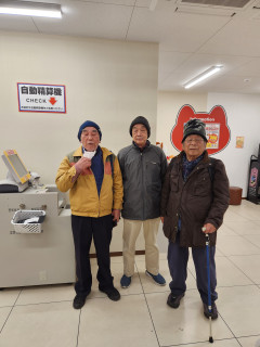 まねきねこ　鶴橋店　　　　出舞