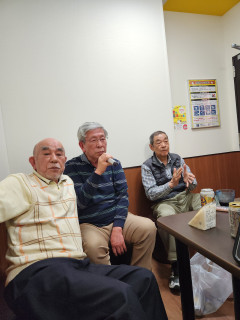 鶴橋まねき猫　　　　出舞