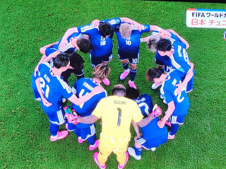 サッカーと野球　　　出舞
