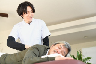 何故、鍼灸マッサージ師になろうと思ったか　