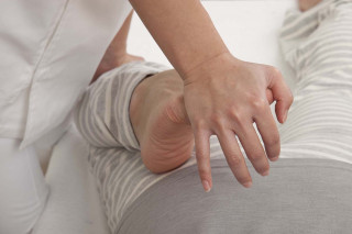 無免許で業としてこれらの行為（医業類似行為）を行った場合