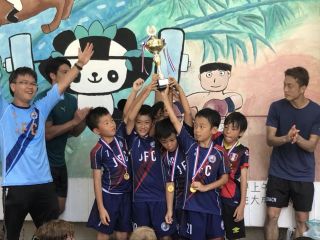 4年 第1回JFCカップ優勝！！